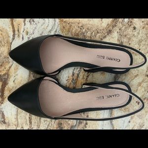 Gianni Bini flats